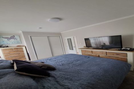 Photo of property in 10 Raranga Lane, Hobsonville, Auckland, 0616