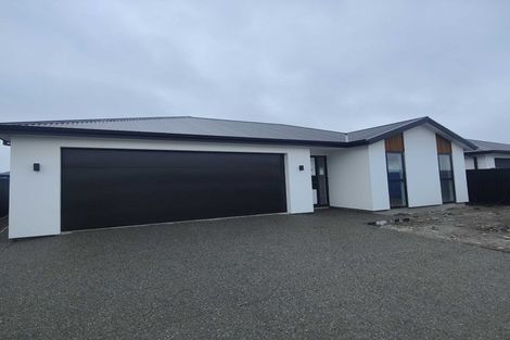 Photo of property in 19 Mcgarry Drive, Kaiapoi, 7630