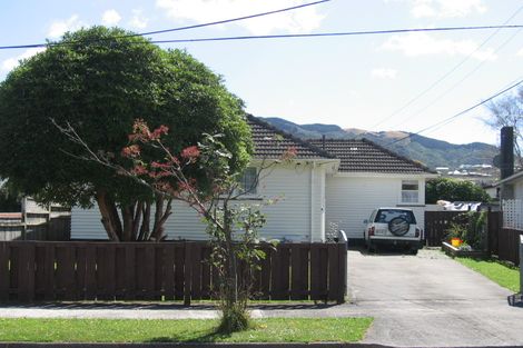Photo of property in 16 Sheridan Crescent, Trentham, Upper Hutt, 5018