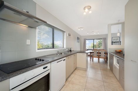 Photo of property in 19 Glenshee Place, Highland Park, Auckland, 2010