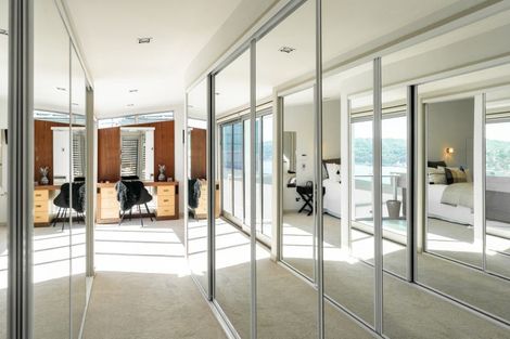 Photo of property in 26 The Crescent, Roseneath, Wellington, 6011