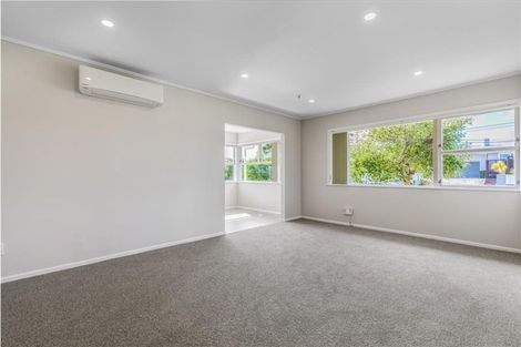 Photo of property in 2 Hokianga Street, Mangere East, Auckland, 2024