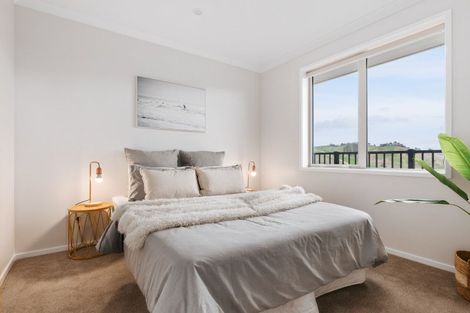 Photo of property in 27 Moira Close, Welcome Bay, Tauranga, 3175