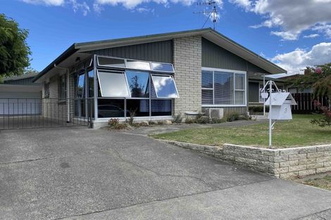 Photo of property in 3 Trigg Crescent, Taradale, Napier, 4112