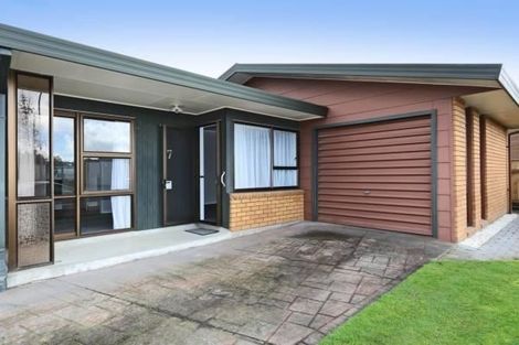 Photo of property in 7/501 Eastbourne Street East, Hastings, 4122