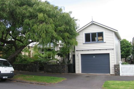 Photo of property in 15 Oaklands Road, Mount Eden, Auckland, 1024