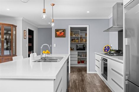 Photo of property in 17 Kowhai Drive, Cambridge, 3434