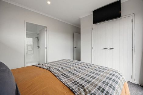 Photo of property in 11 Clifford Close, Leamington, Cambridge, 3432