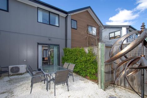 Photo of property in 2/25 Hargest Crescent, Sydenham, Christchurch, 8023