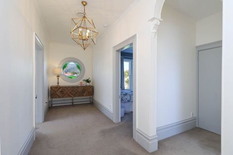 Photo of property in 359 Hardy Street, Nelson, 7010