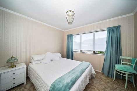 Photo of property in 98b Govett Avenue, Frankleigh Park, New Plymouth, 4310