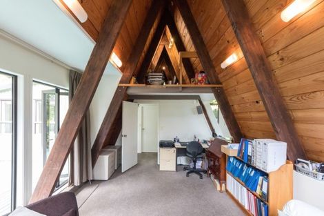 Photo of property in 75 Park Hill Road, Birkenhead, Auckland, 0626