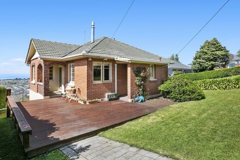 Photo of property in 135 Forfar Street, Clyde Hill, Dunedin, 9011