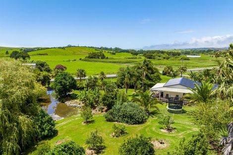 Photo of property in 338 South Road, Waipu, 0582