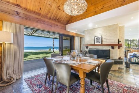 Photo of property in 419 Hibiscus Coast Highway, Orewa, 0931