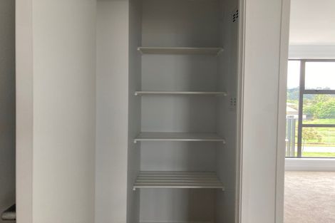 Photo of property in 19b O'meara Street, Swanson, Auckland, 0614