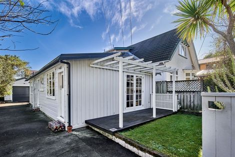 Photo of property in 314 Muritai Road, Eastbourne, Lower Hutt, 5013