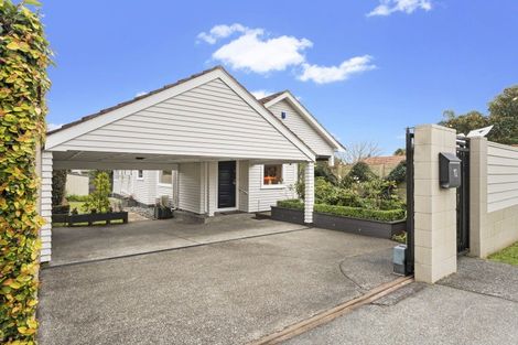 Photo of property in 10 Kingsway, Three Kings, Auckland, 1024