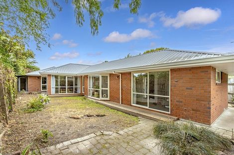 Photo of property in 2/86 Brookside Terrace, Bryndwr, Christchurch, 8053