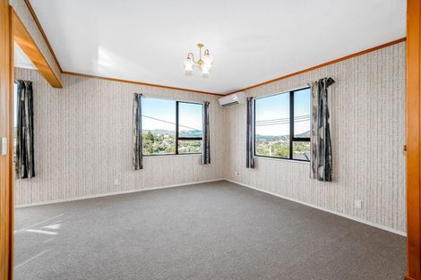 Photo of property in 37a Whanake Street, Titahi Bay, Porirua, 5022