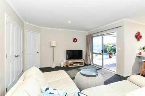 Photo of property in 393 Hukanui Road, Rototuna, Hamilton, 3210