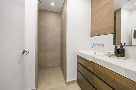 Photo of property in 1002/5 Hohipere Street, Grafton, Auckland, 1010