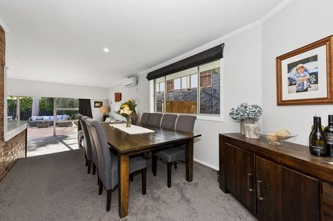 Photo of property in 186 Sandwich Road, St Andrews, Hamilton, 3200