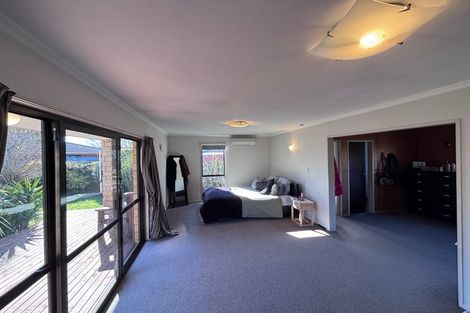 Photo of property in 60 Dunbarton Street, Redwood, Christchurch, 8051