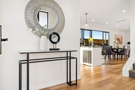 Photo of property in 1 Dorset Down Drive, Karaka, 2580