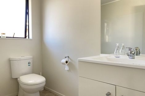 Photo of property in 7 Narada Place, Papatoetoe, Auckland, 2025