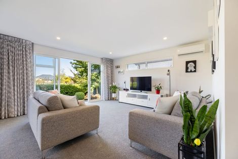 Photo of property in 27 Bellbird Lane, Marshland, Christchurch, 8083