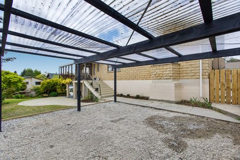 Photo of property in 2 Kamaka Crescent, Bridge Hill, Alexandra, 9320