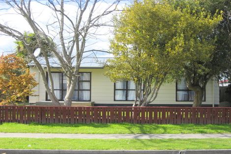 Photo of property in 12 Rata Avenue, Edgecumbe, 3120
