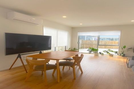 Photo of property in 102 Bellbird Street, Papakura, 2110