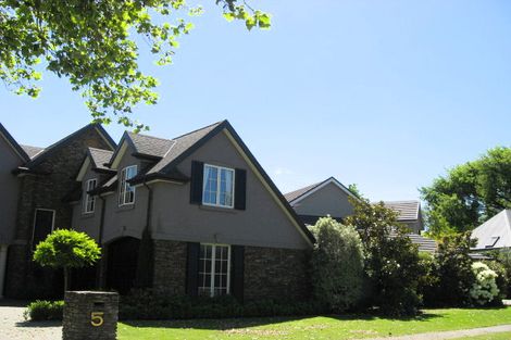 Photo of property in 5 Grangewood Lane, Burnside, Christchurch, 8053