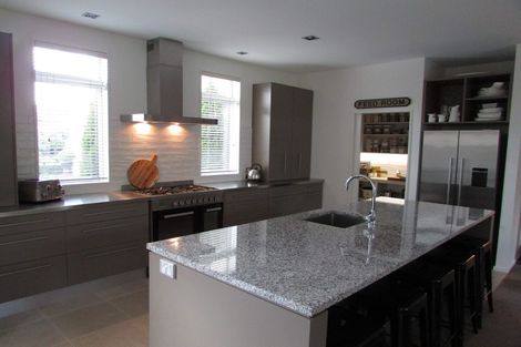 Photo of property in 32 Birkdale Drive, Shirley, Christchurch, 8061