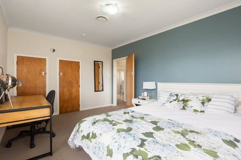 Photo of property in 4 Dover Road, St Andrews, Hamilton, 3200