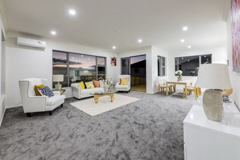 Photo of property in 84 Thomas Road, Flat Bush, Auckland, 2019