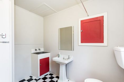 Photo of property in 53 Manor Place, Dunedin Central, Dunedin, 9016