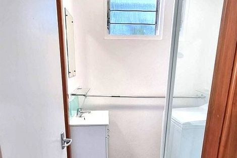 Photo of property in 48 Randwick Road, Northland, Wellington, 6012