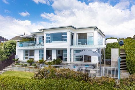 Photo of property in 163 Torkar Road, Clarks Beach, 2122