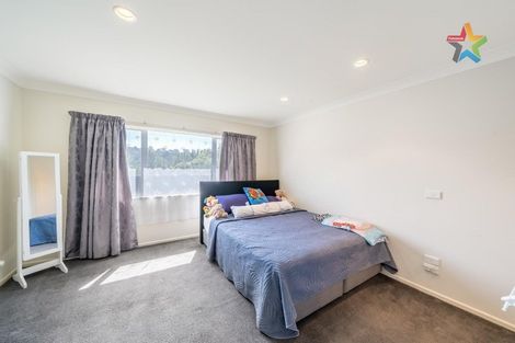 Photo of property in 23 Speldhurst Grove, Stokes Valley, Lower Hutt, 5019