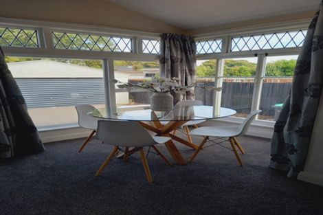 Photo of property in 17 Lansbury Avenue, Strowan, Christchurch, 8052