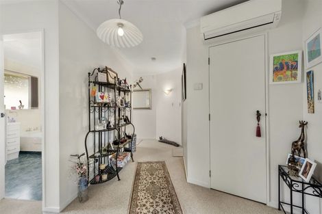 Photo of property in 7a Roband Crescent, Brown Owl, Upper Hutt, 5018