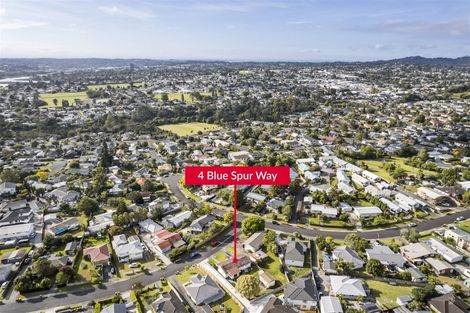 Photo of property in 4 Blue Way, Glendene, Auckland, 0602