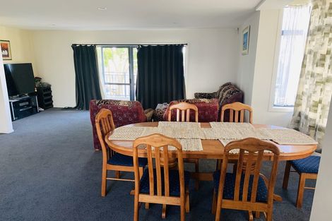 Photo of property in Krisley Court, 7/6 Ambrico Place, New Lynn, Auckland, 0600