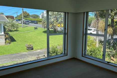Photo of property in 12a Westwell Road, Belmont, Auckland, 0622