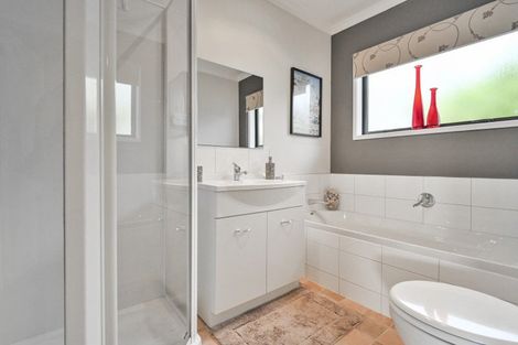 Photo of property in 1215 Taihape Road, Sherenden, Hastings, 4179