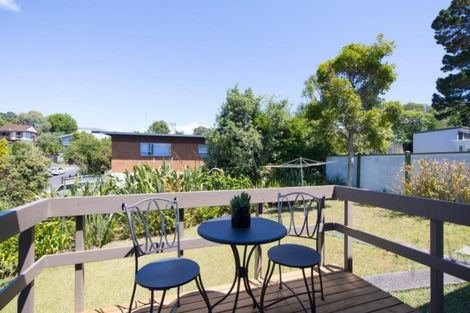 Photo of property in 2/45 Knightsbridge Drive, Forrest Hill, Auckland, 0620