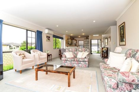 Photo of property in Bramley Gardens, 1/3 Turnbury Court, Rototuna, Hamilton, 3210